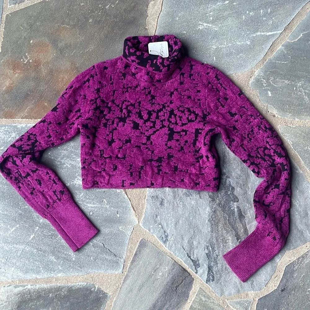 Jasmine Mock Neck Sweater -Wine